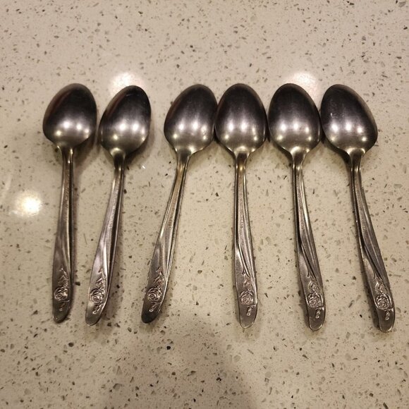 6 Oneida Custom Stainless Iced Tea Spoons Flatware Dessert Roseanne Rose 1991 - Picture 6 of 8